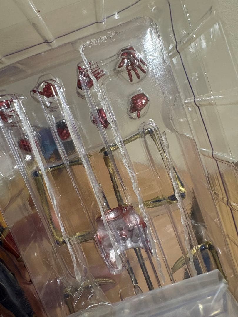 MAFEX アベンジャーズ インフィニティ・ウォー アイアン・スパイダー