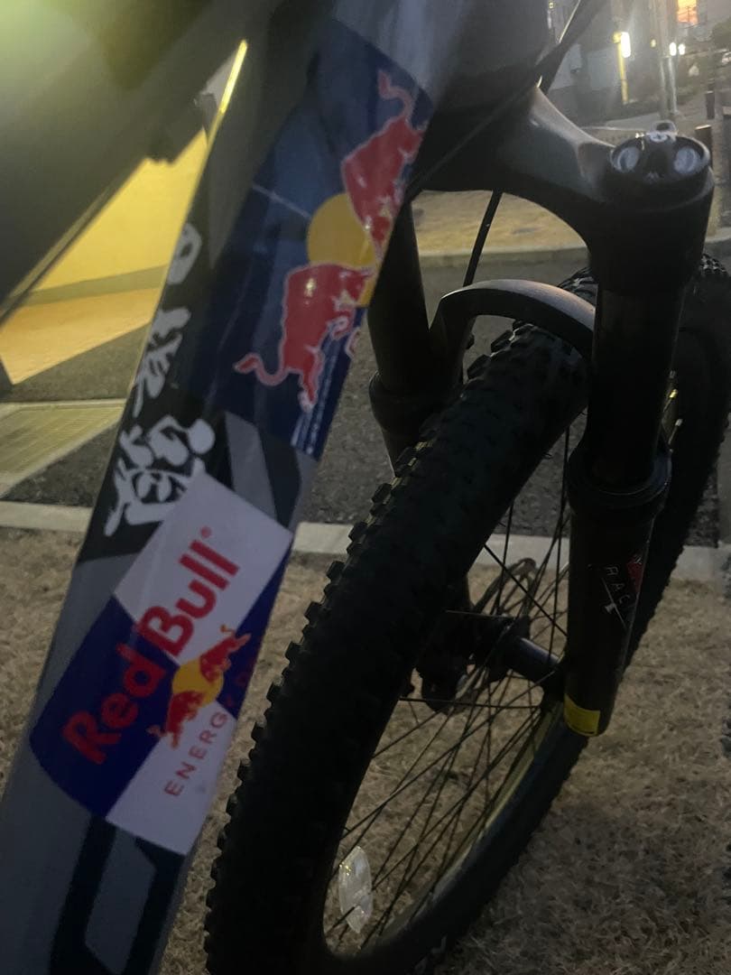 KAGRA27.5インチ マウンテンバイク RedBull 引き渡し限定です。
