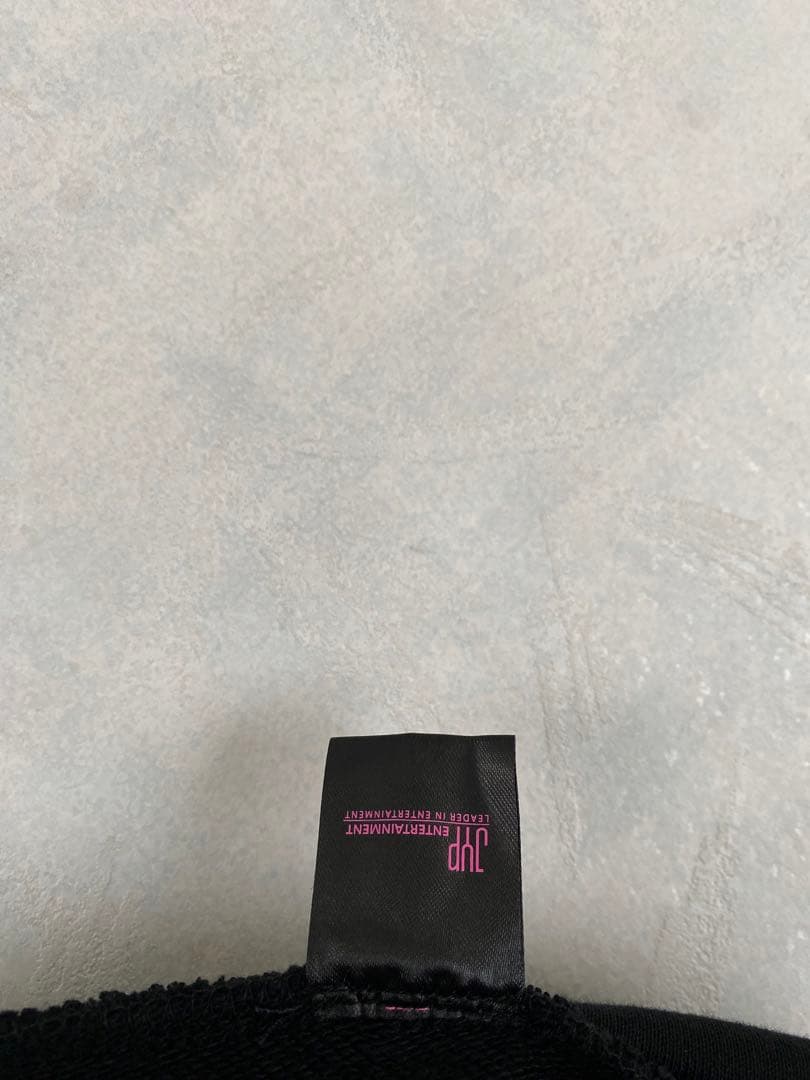 美品 TWICE 1st ARENA TOUR 2018 BDZ パーカー M