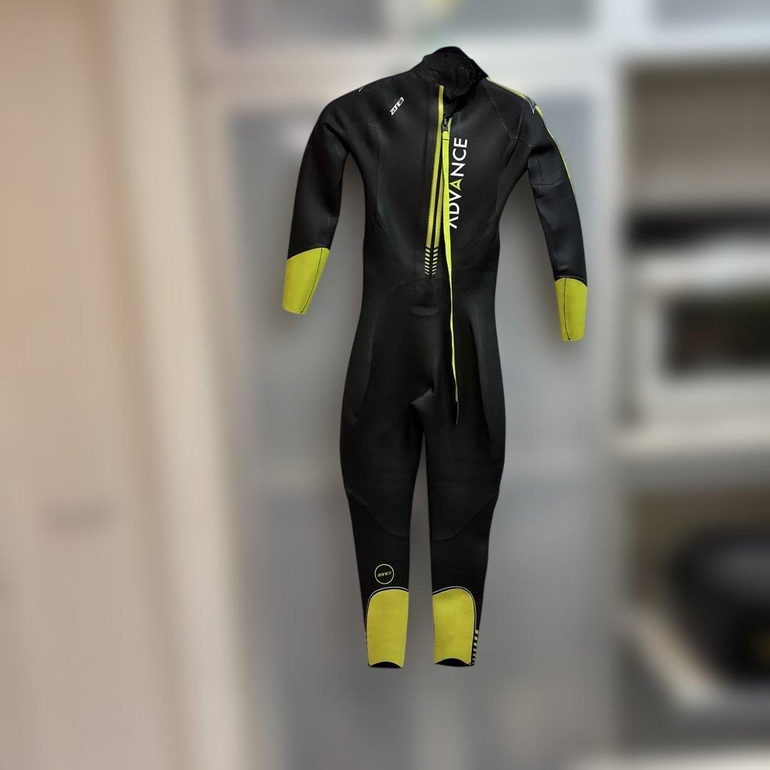 トライアスロンウェットスーツ