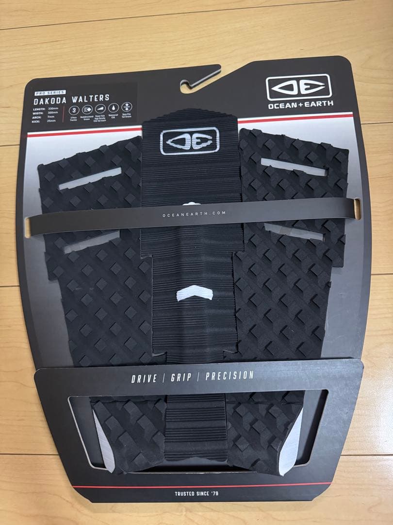 【新品未使用】2枚セット OCEAN EARTH サーフィン　デッキパッド　OE