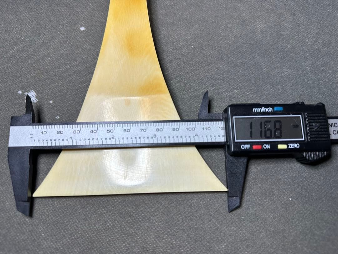 極上　高級　津軽三味線　撥　バチ　天然素材　和楽器　民謡　アンティーク細密細工