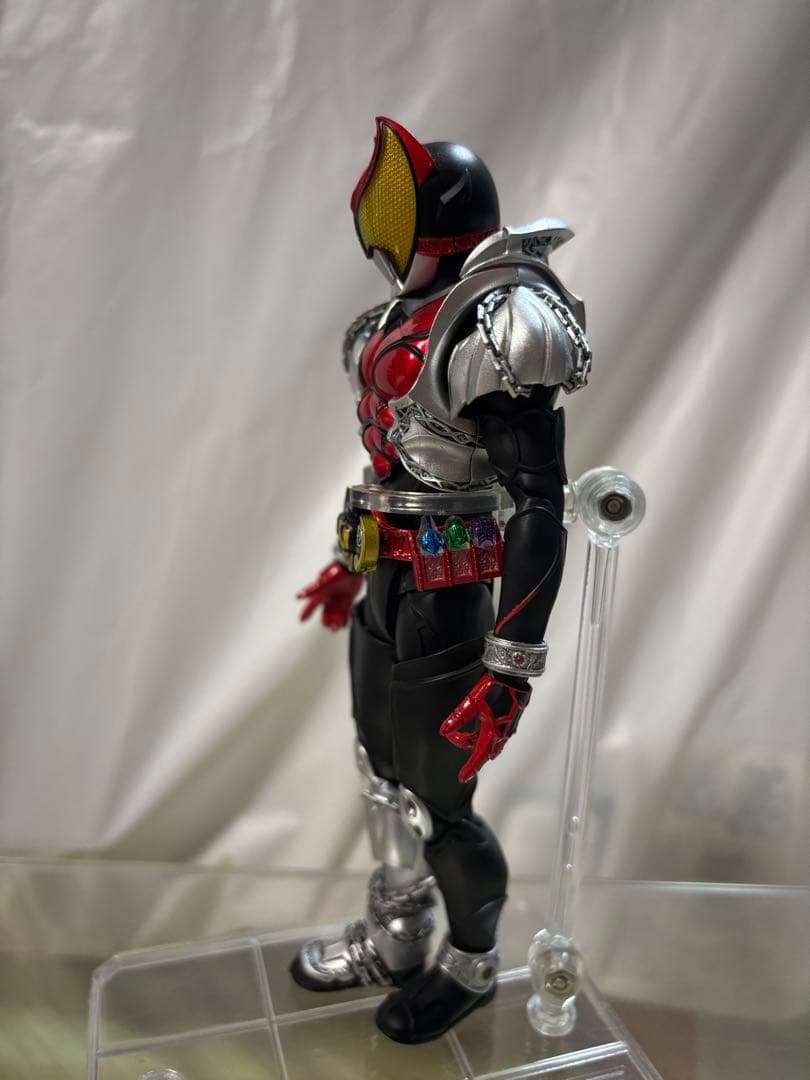 真骨彫　仮面ライダーキバ