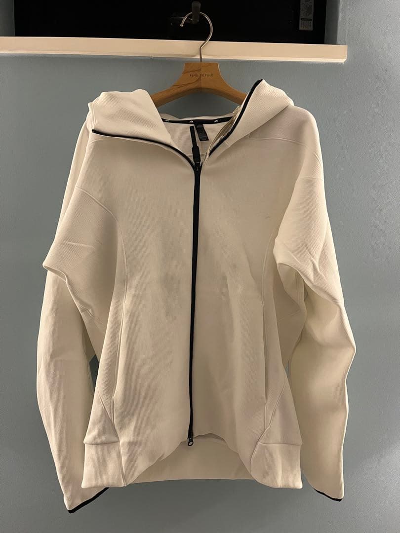 アディダス ZNE フーディー パンツ　セットアップ メンズ Mサイズ　未使用品