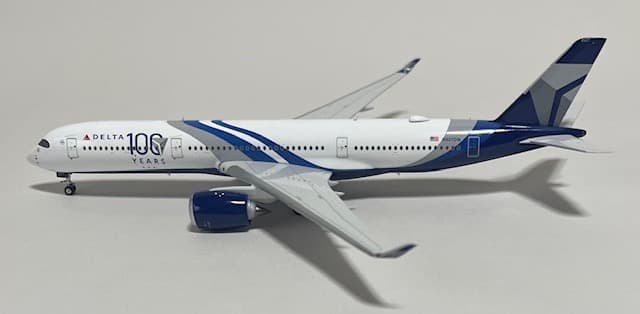 Delta A350-900 N527DN 100th ゆうちゃん