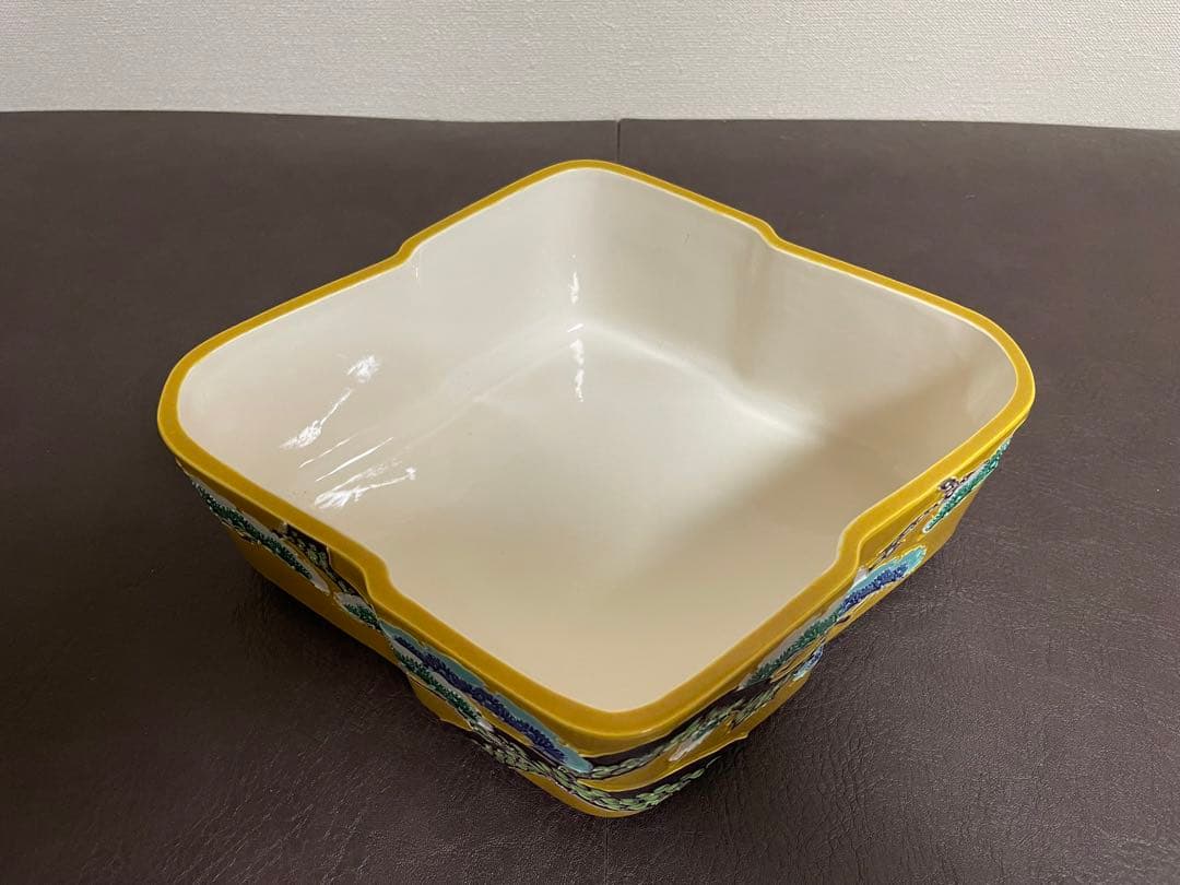 中村翠嵐　古代黄交趾　雪持松　食籠　共箱　共布　茶道具