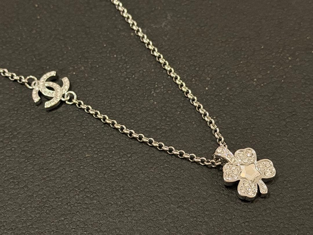 ノベルティ　クローバー　ピアスセット