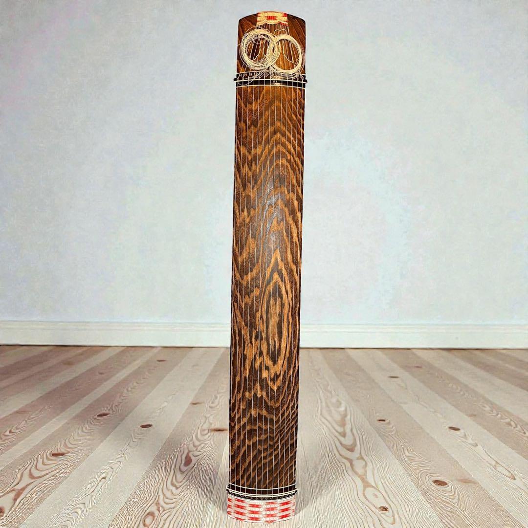 高級琴✨付属品多数✨ フルセット❣️13弦 琴 並甲 木目良好 蒔絵入りケース付き