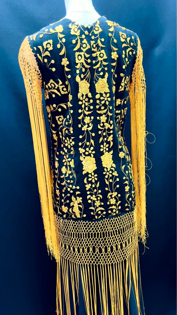 [新品] フラメンコ衣裳・シルク100%マントン仕様・Made in Spain