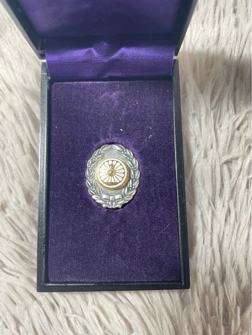 【純銀】国鉄 純銀製 ケース入 バッジ 日本国有鉄道 功績章