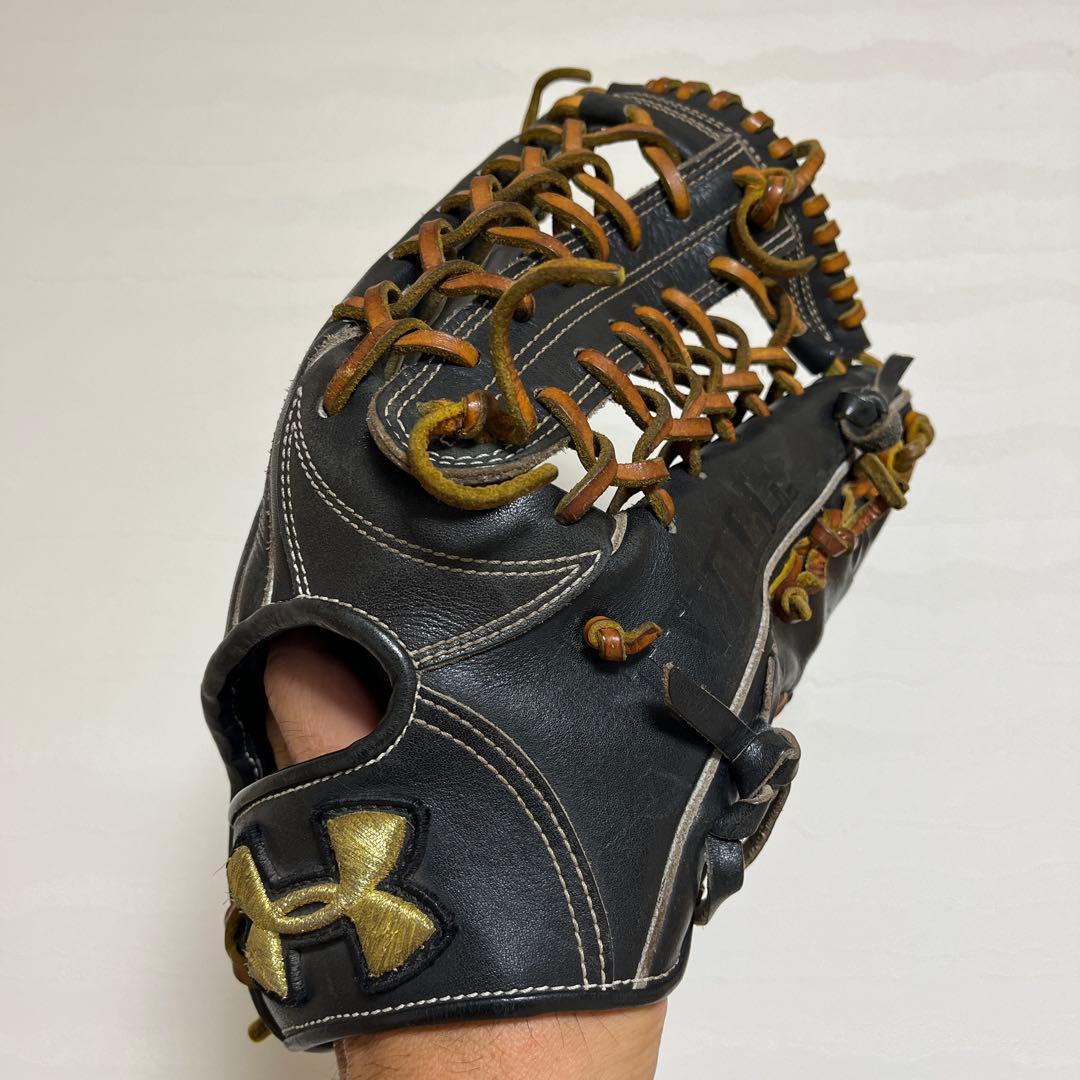 Under Armour 硬式野球外野手用グローブ
