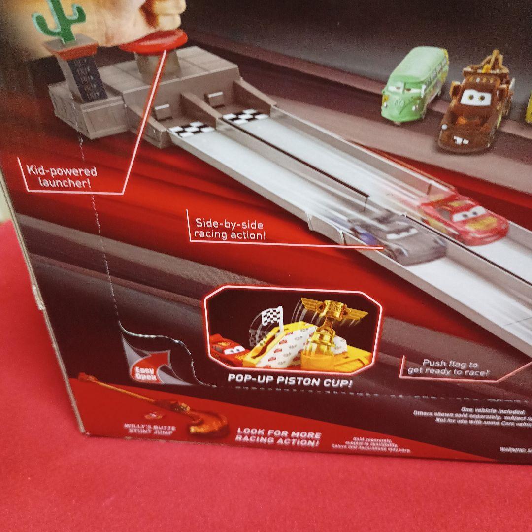 カーズ　マテル　ピストンカップレース　プレイセット