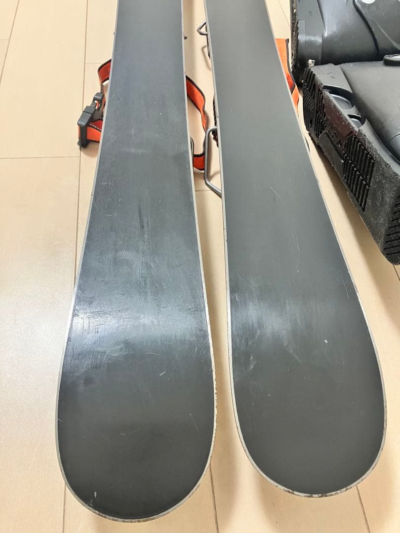 サロモン　SALOMON ショートスキー　スキーボード 26cm ブーツ　大阪