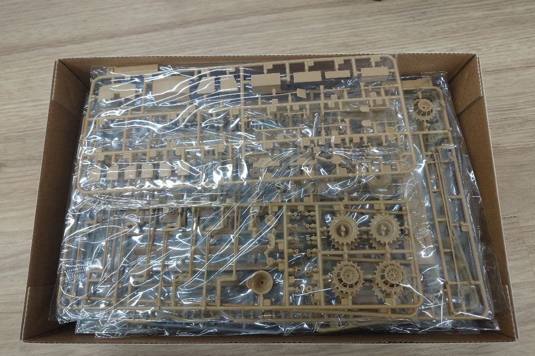 Sturmmörser Tiger 1/35 フルインテリア RM-5012