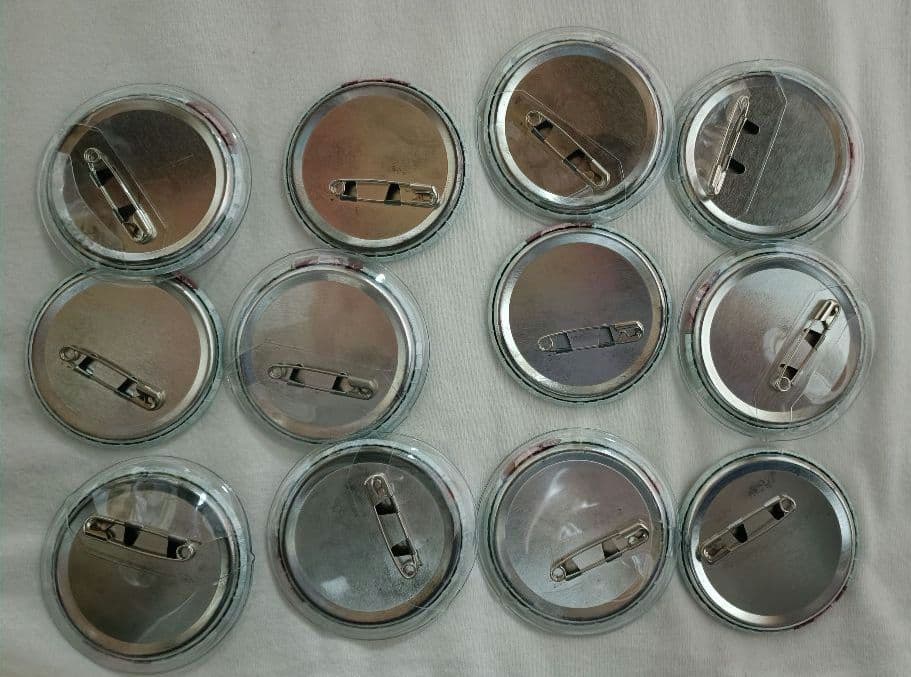 すとぷり　さとみ　缶バッチ　さとはぴ　ワンマン　マイク