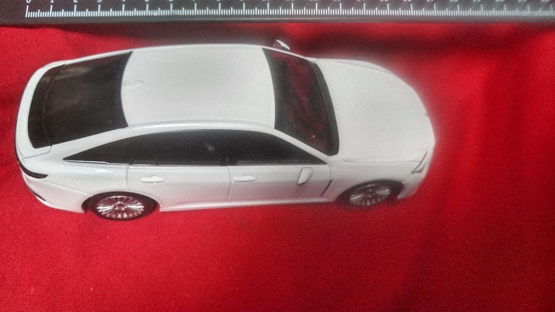 人気色 トヨタディーラー限定 クラウンセダン 16代目 プレシャスホワイトパール