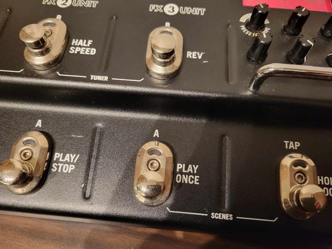 ギター Line6 / M9 Stompbox Modeler