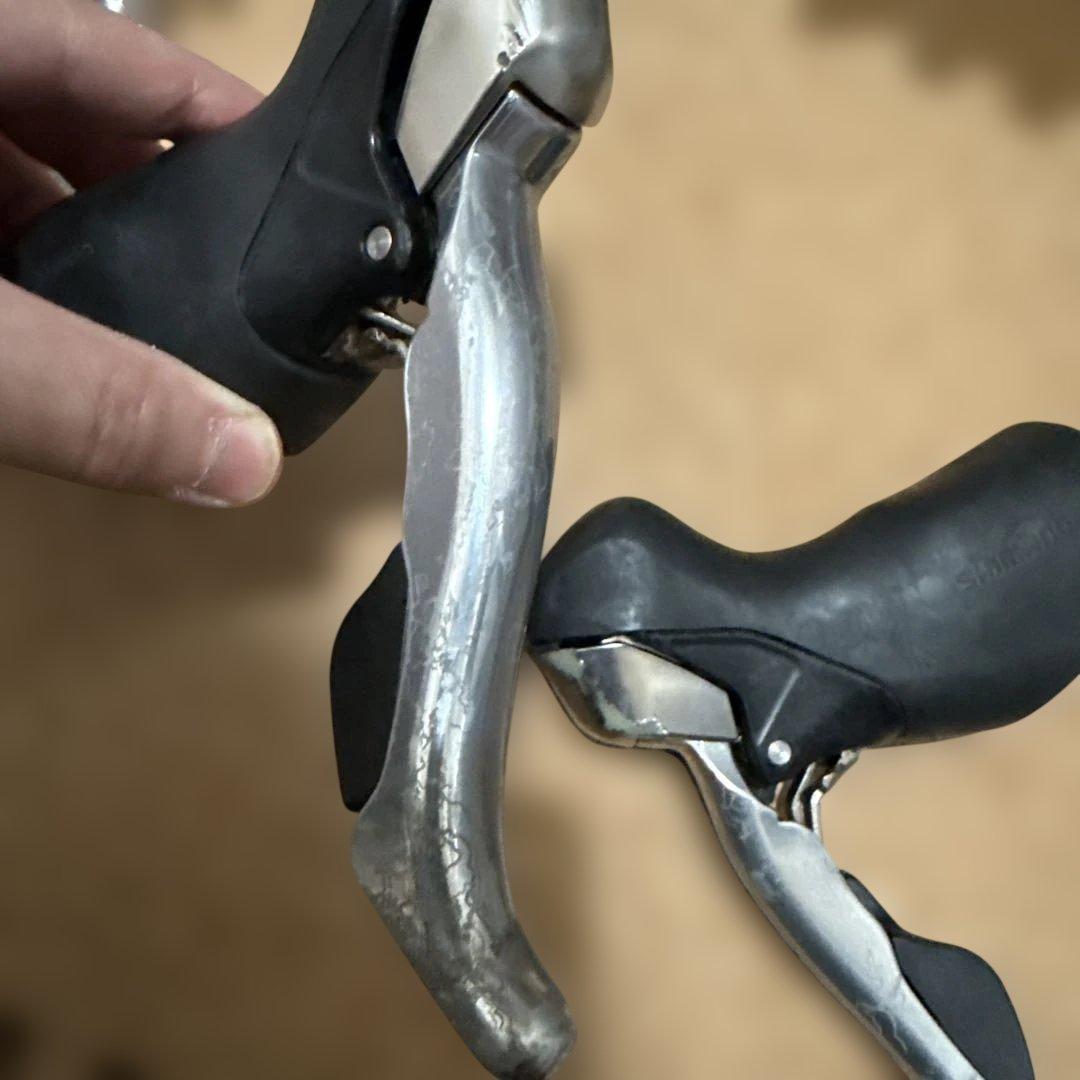 Shimano 105 STIレバー ST-5700 10×2速シルバー