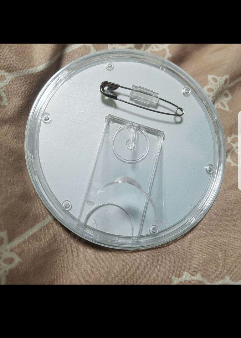 名探偵コナン　キッド　缶バッジ　場面写　カザリー　スタンド　ピンズ　Cazary