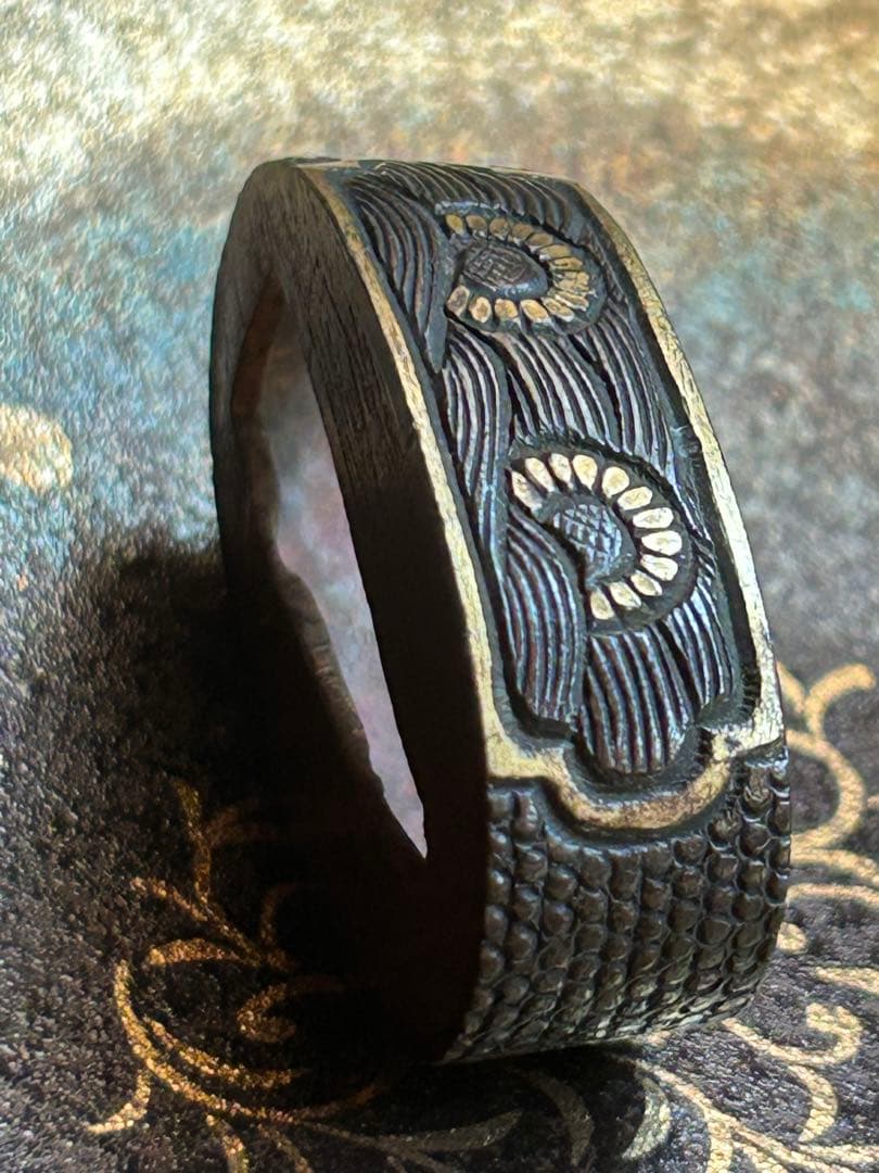 刀装具　波模様　武具　日本刀　骨董　アンティーク　コレクション