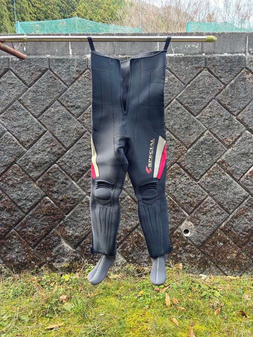 ダイワ SPECIAL ドライタイツ LB