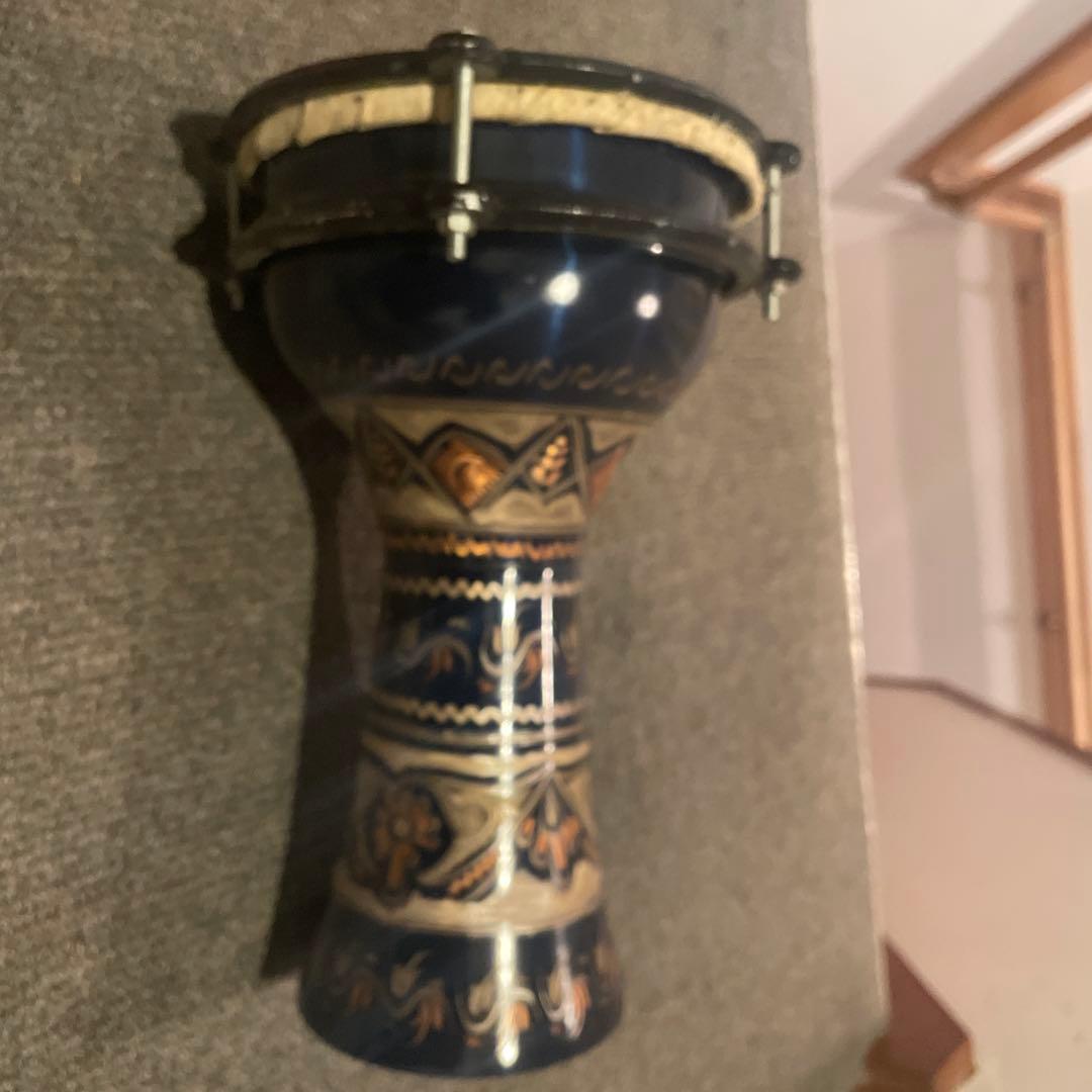 手描き装飾の陶器製楽器