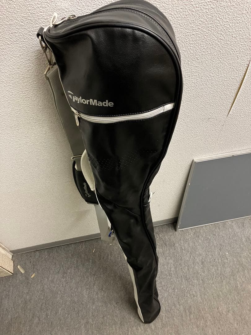 テーラーメイド　バッグ　3本挿