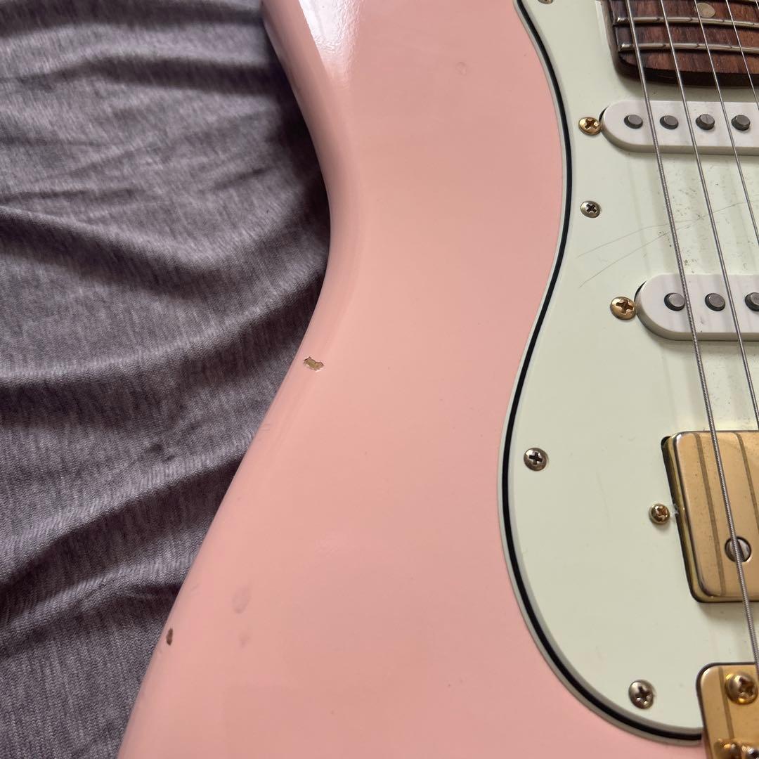 ヴァンザント　ストラト エレキギター ピンク ソリッドボディ