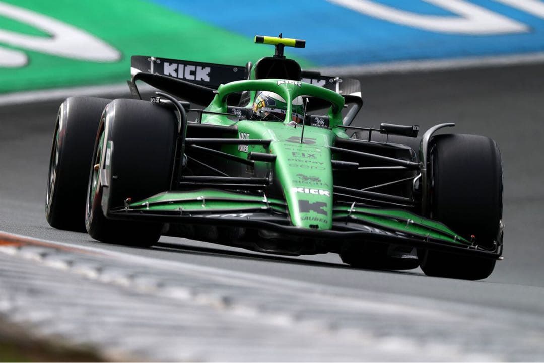 F1 ザウバー 2013年ニコヒュルケンベルグ直筆サイン入り1:43