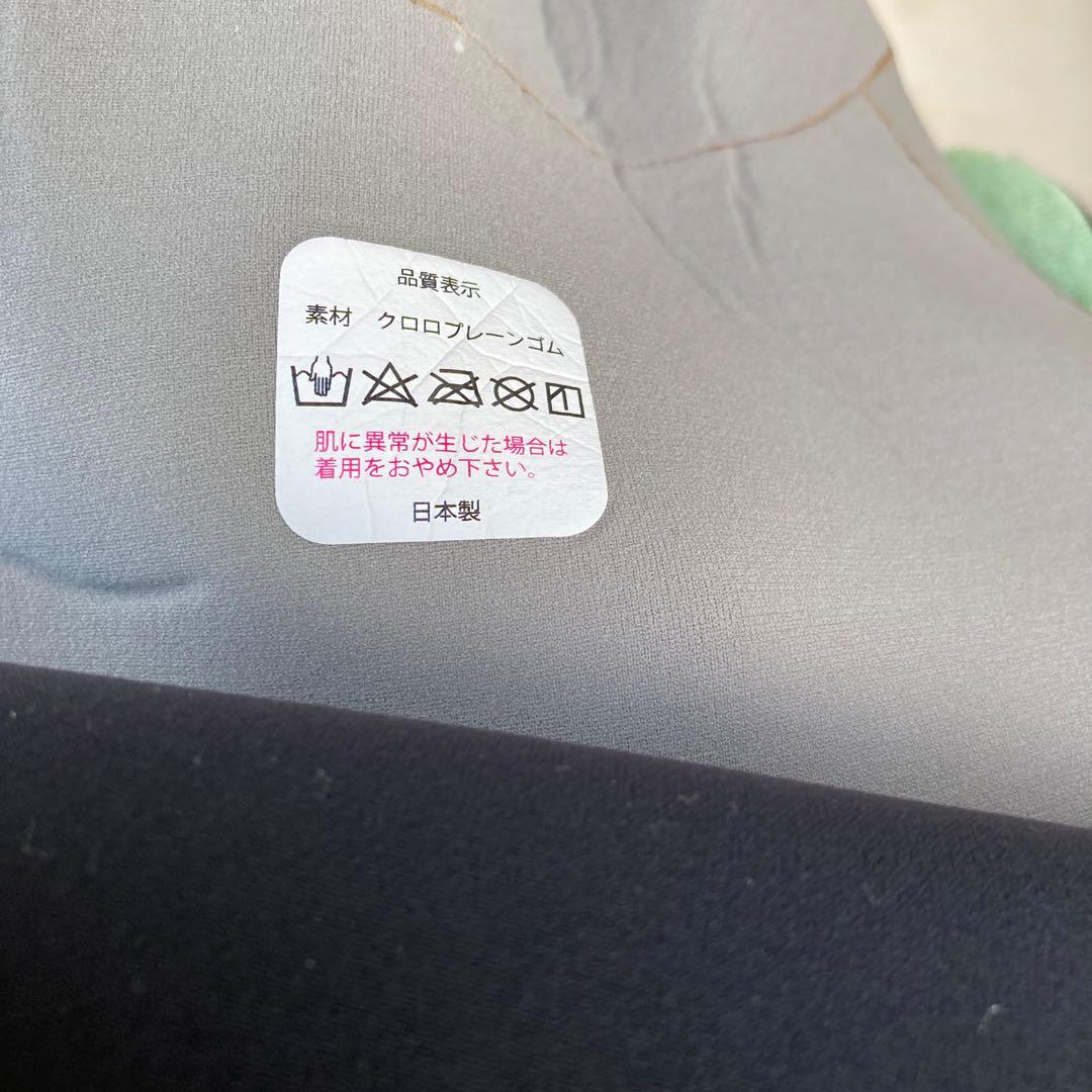 黒色セミドライスーツ5mm teamsnoopycat❗️