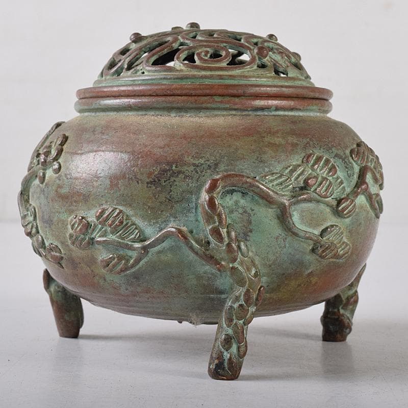 高岡銅器　須賀月芳作　蝋型鋳銅　松竹梅　香炉　共布共箱　C　R8703