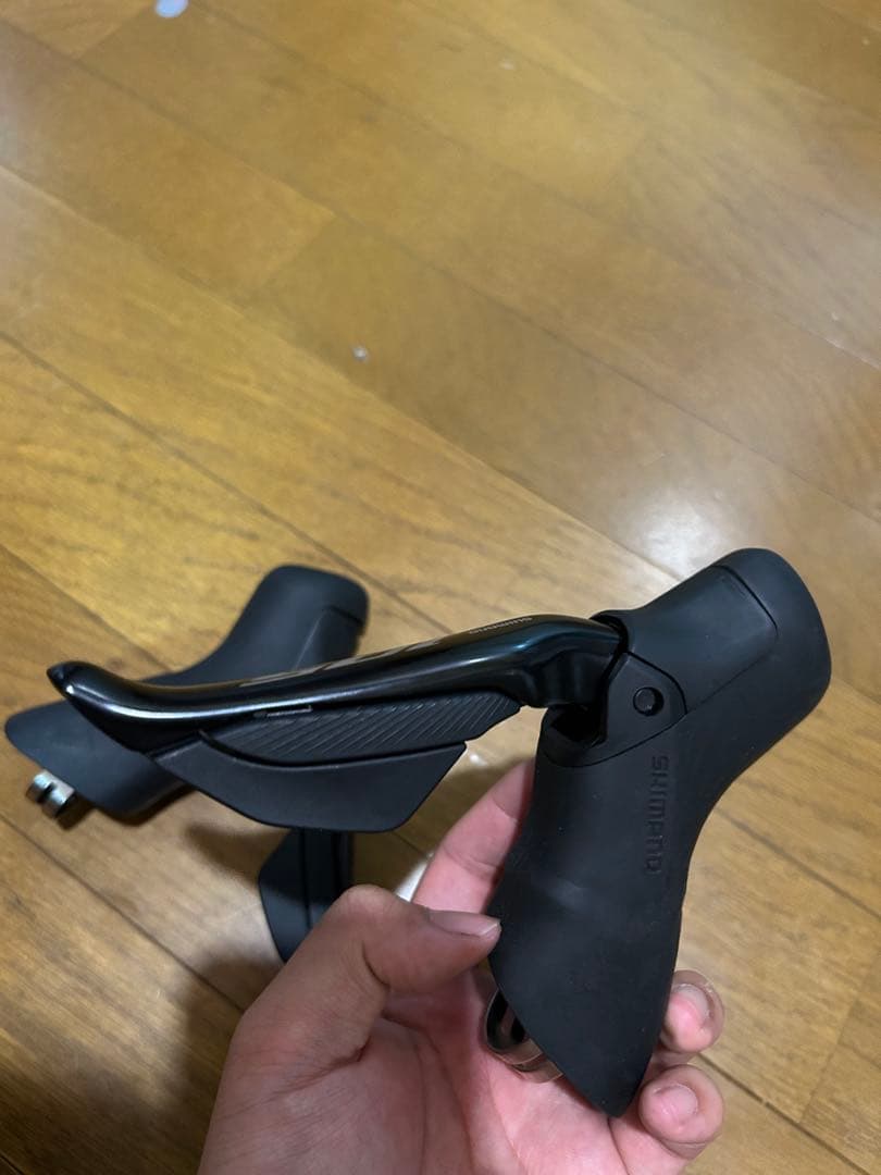 Shimano 7170 105 Di2 左右レバー