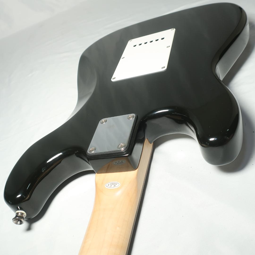 弦交換 美品 SELDER エレキギター ストラトタイプ BK