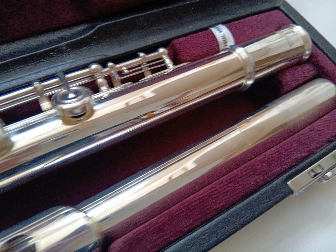 ♦美品♦現行モデル【頭部管銀製】ヤマハフルート YFL312