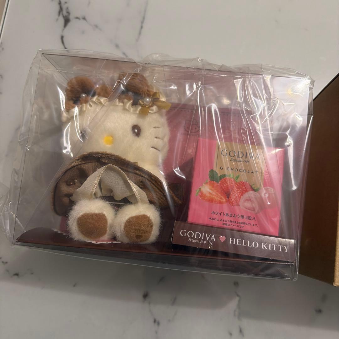 【新品:未開封】サンリオ　ハローキティ　ゴディバ＆マスコットキーホルダー2026