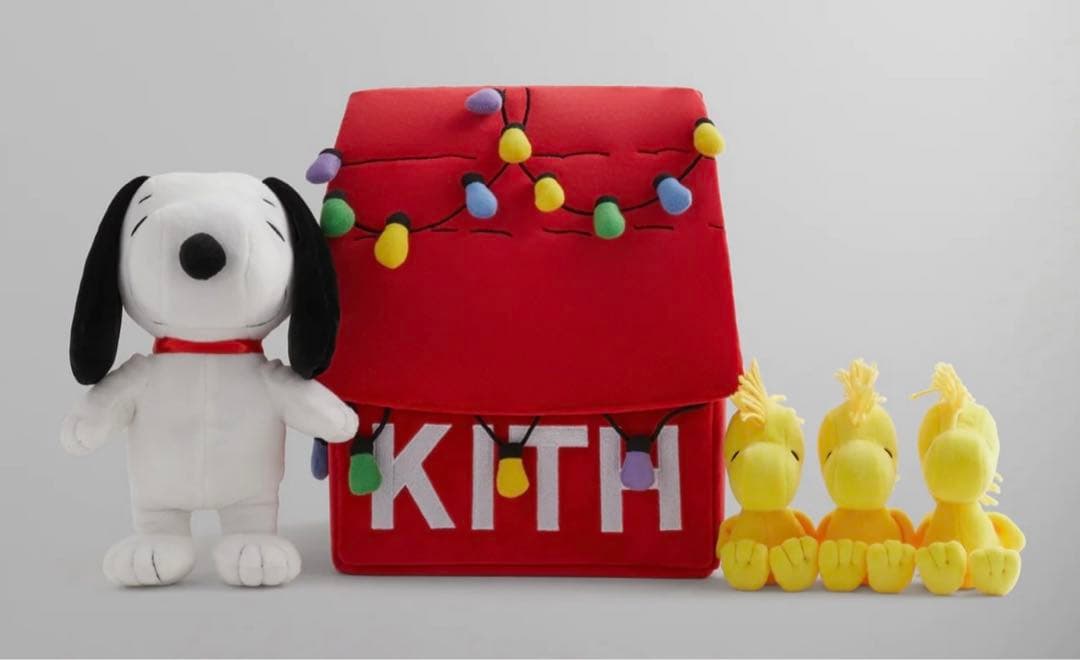 新品 Kith for Peanuts Snoopy Doghouse