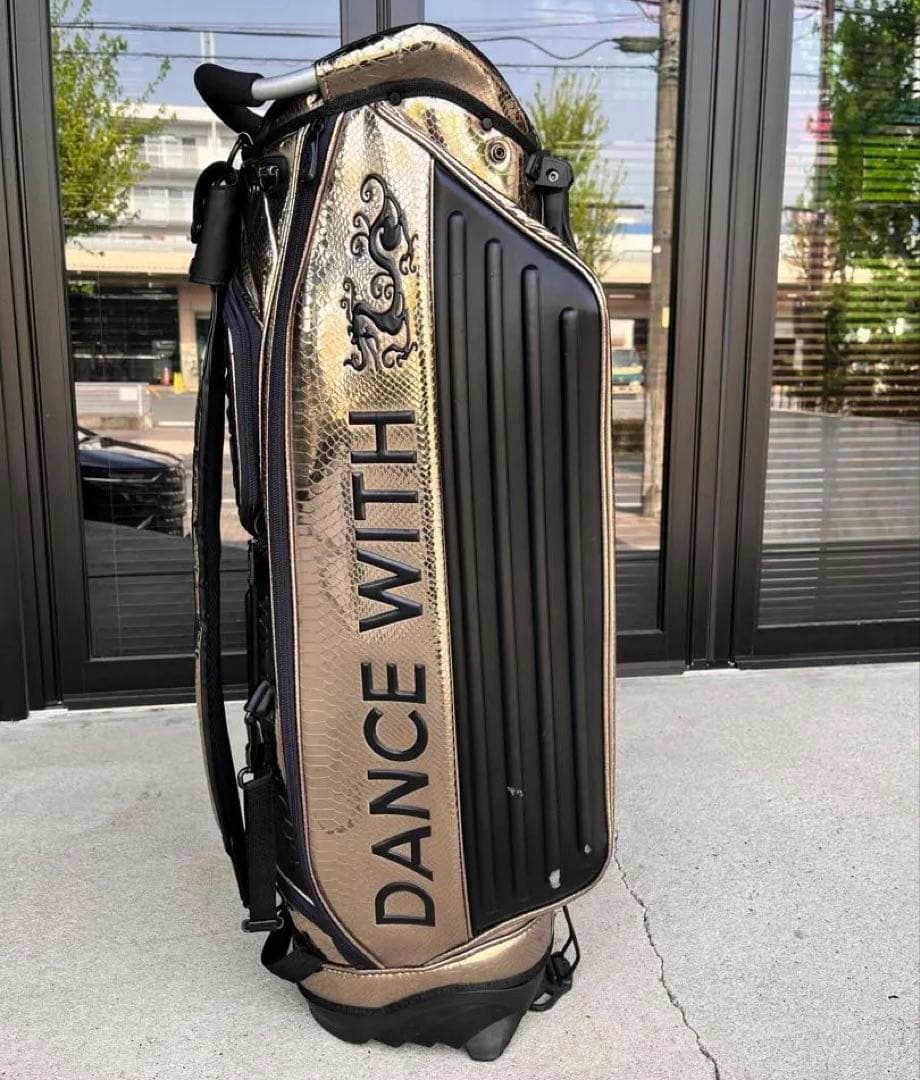 ダンスウィズドラゴンゴルフキャディバッグ ゴールド