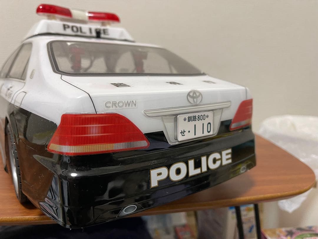 【鑑賞用】トヨタ クラウンパトカー ラジコン