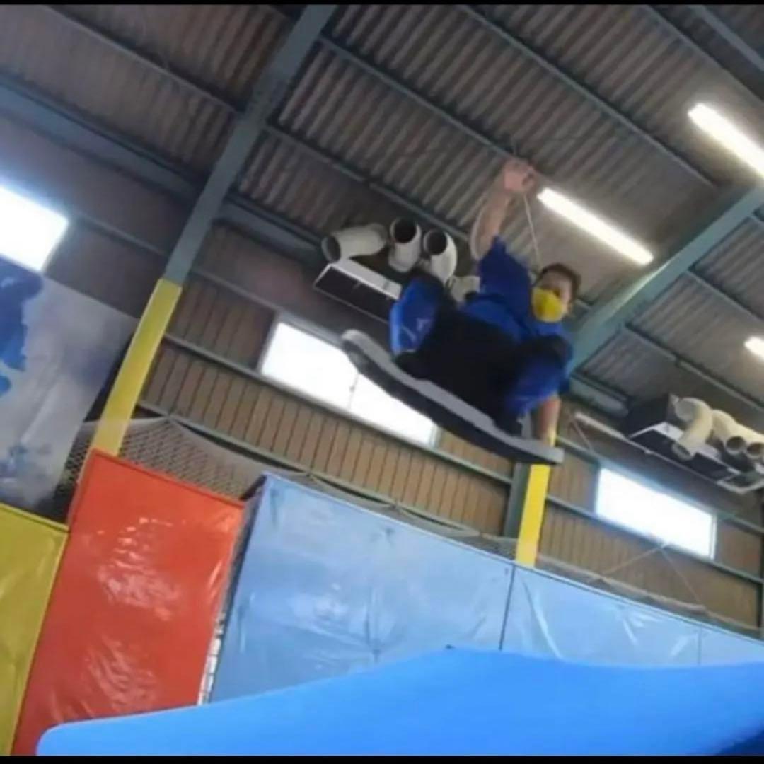 トランポリン用　スノーボード