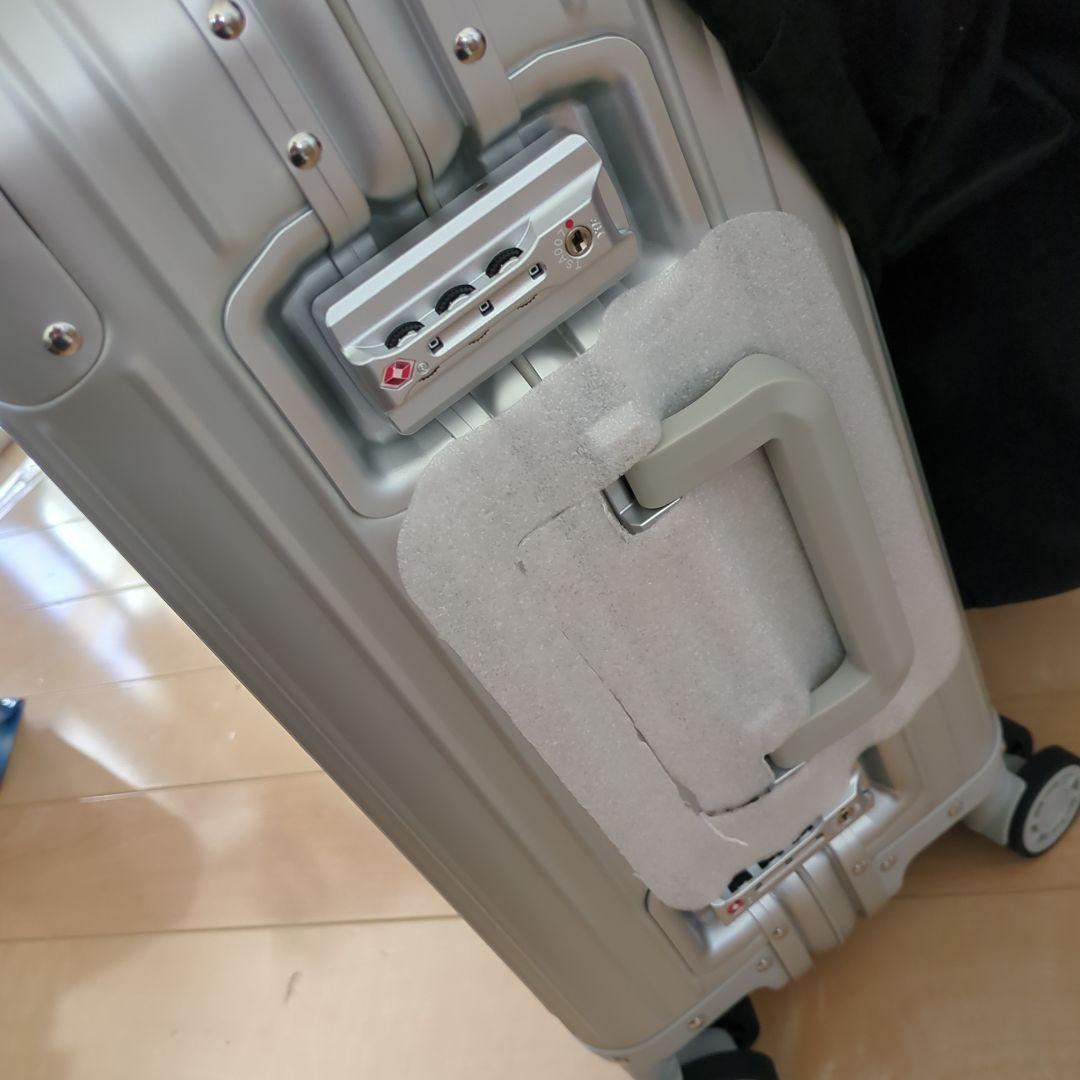 ベンツオリジナルスーツケース新品未使用