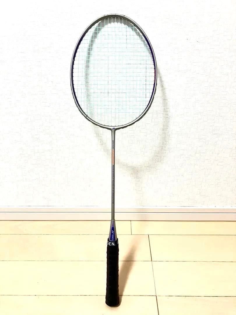 YONEX AEROTUS100 ヨネックス　エアロータスバドミントンラケット