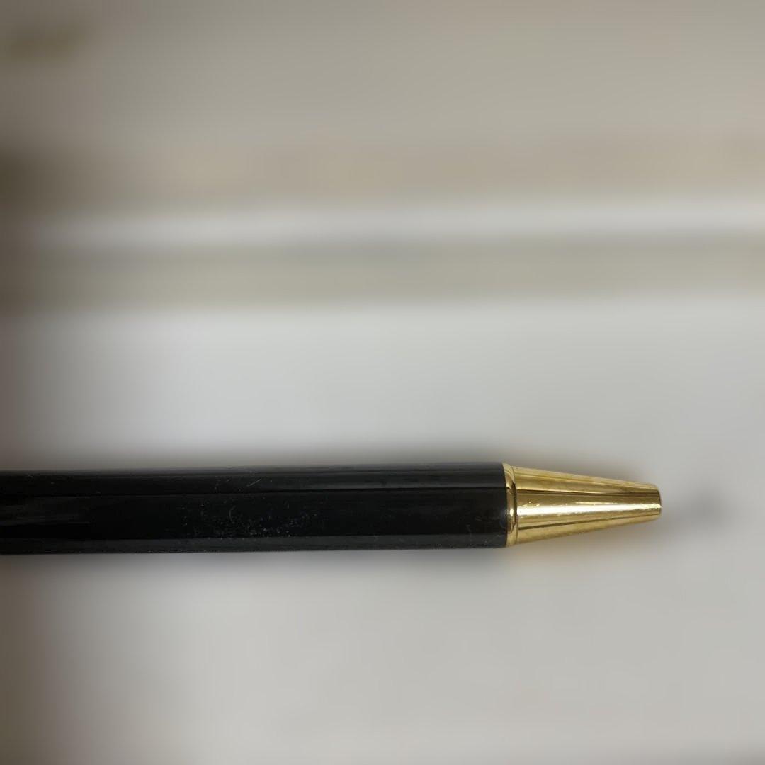 カルティエCartierボールペン黒