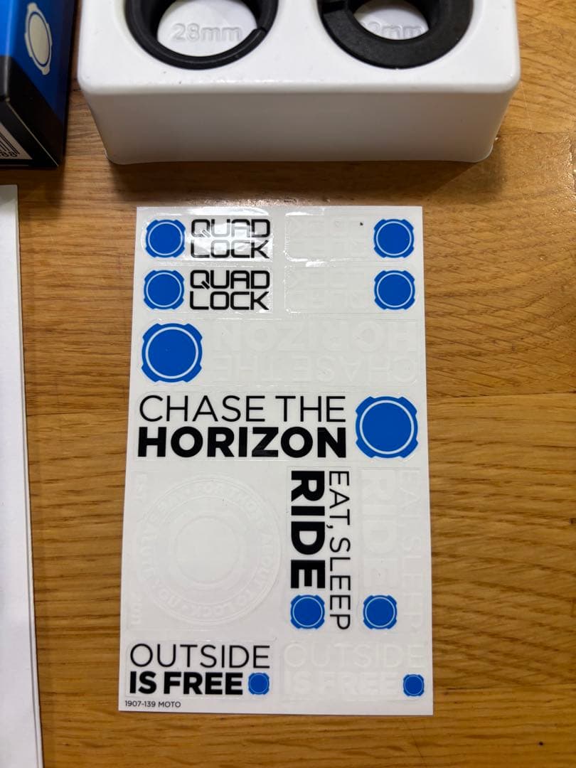 QUAD LOCK ハンドルバーマウント、衝撃吸収ダンパー