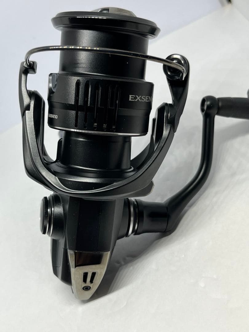 【新品未使用】シマノ スピニングリール 21エクスセンス 3000MHG