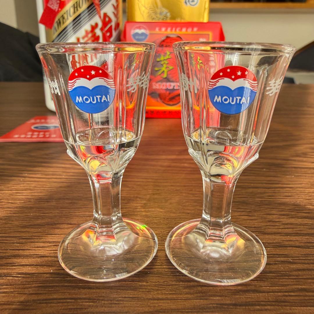 新品未開封　貴州茅台酒 マオタイ酒　天女ラベル500ml 付属グラス2個付き