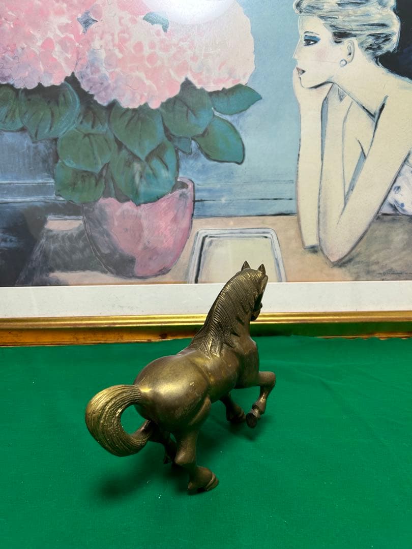 ビンテージ　アンティークの馬の置物