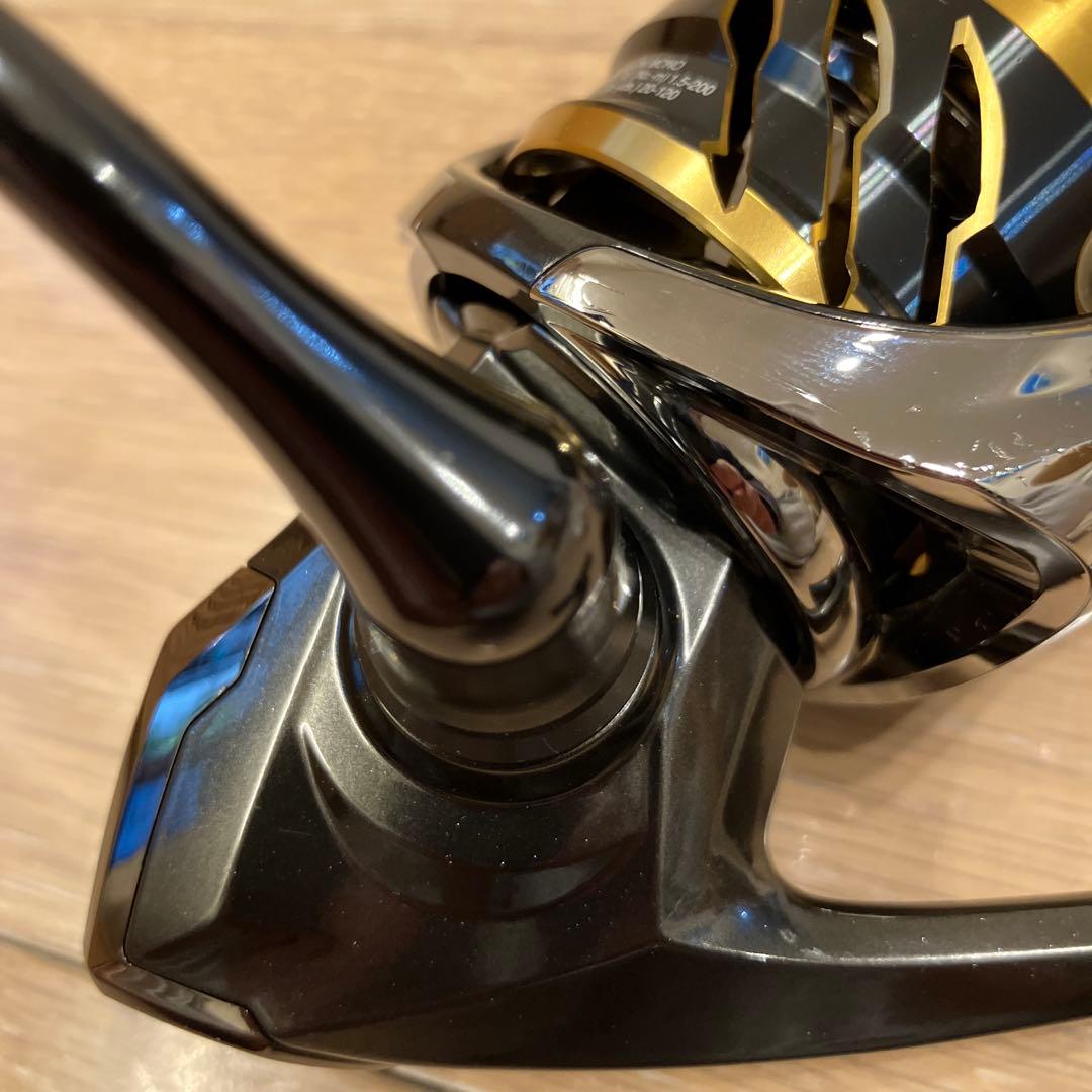 SHIMANO スピニングリール 20ツインパワー 中古