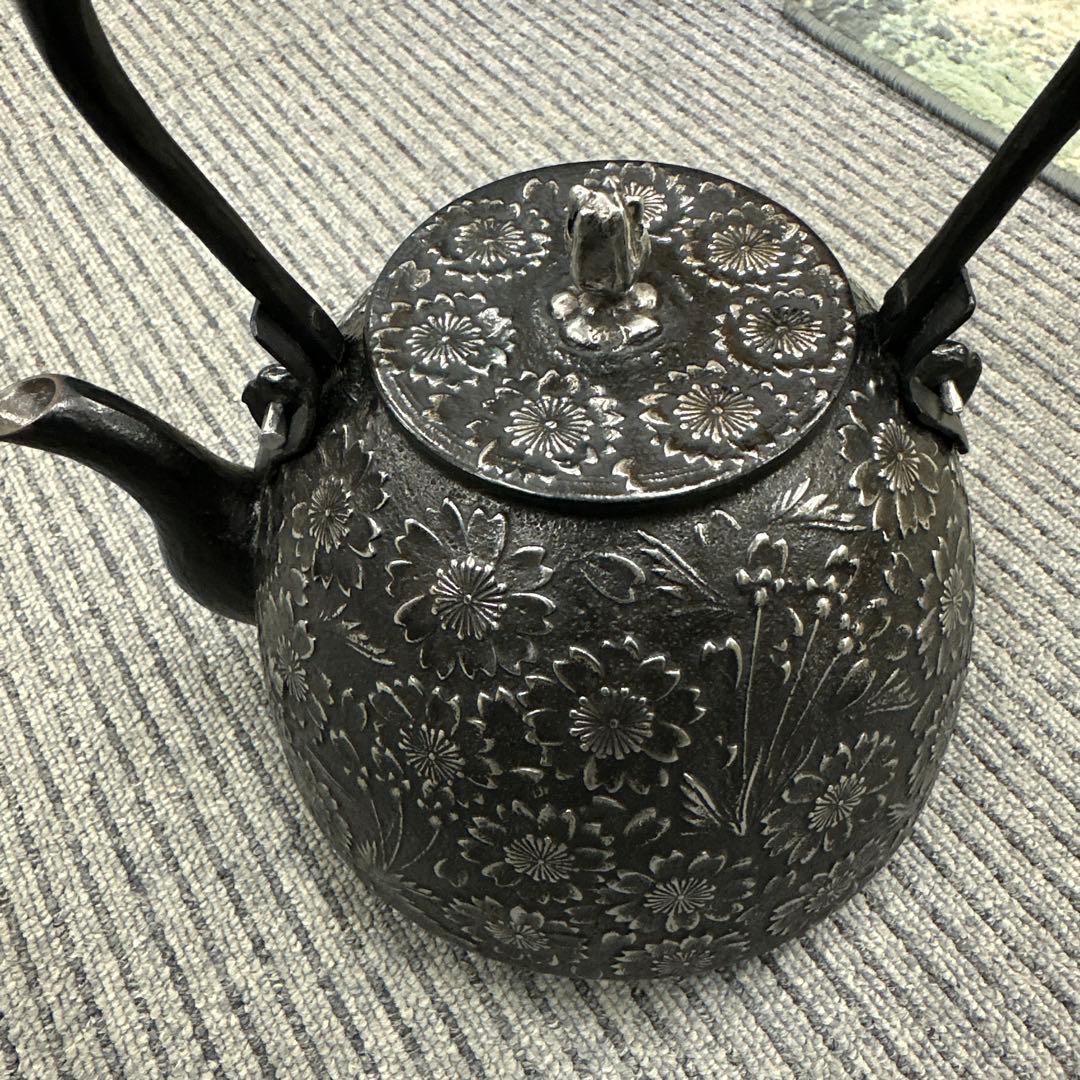 鉄瓶，南部鉄器，