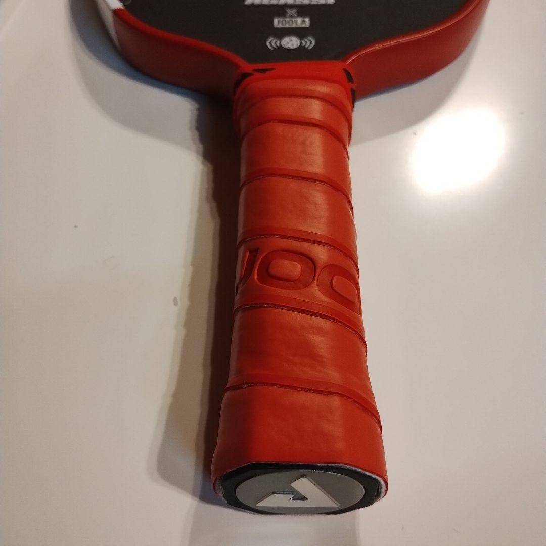 中古品 JOOLA ヨーラ アガシ プロ 16mm ピックルボール パドル