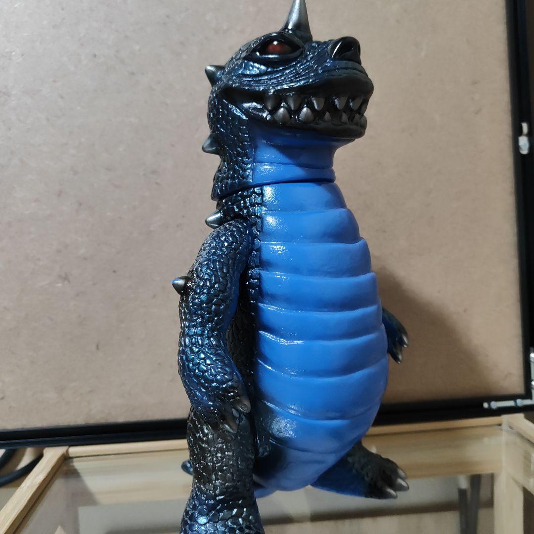D.B.T.H TOYS 怪獣ニルヴァ　ソフビ
